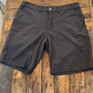 Lululemon 32” Oxford Commission Short Charcoal